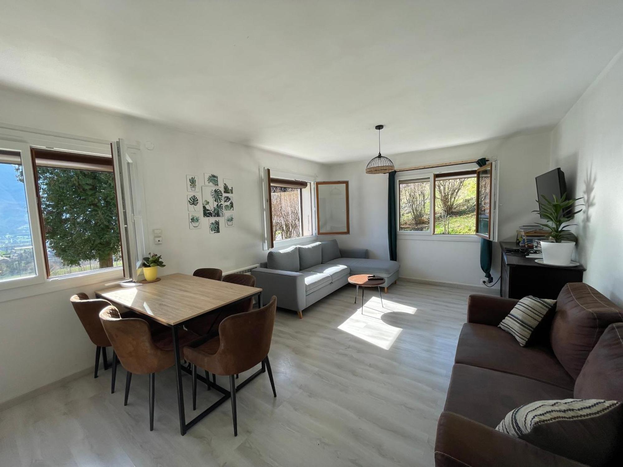 Petit Logement Cosy Dans Maison Au Calme Verrens-Arvey Экстерьер фото